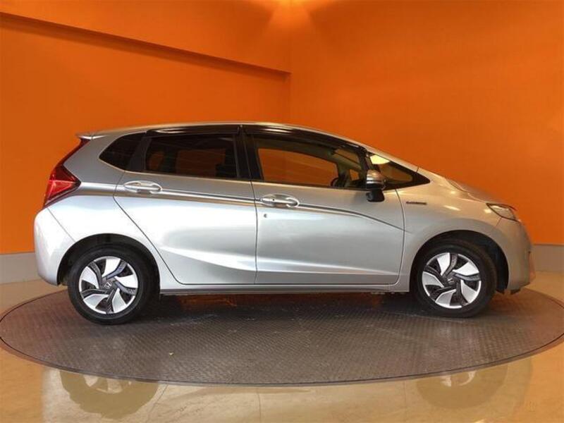FIT HYBRID