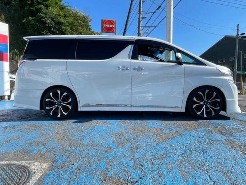 VELLFIRE
