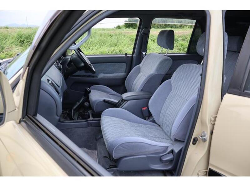 HILUX SURF