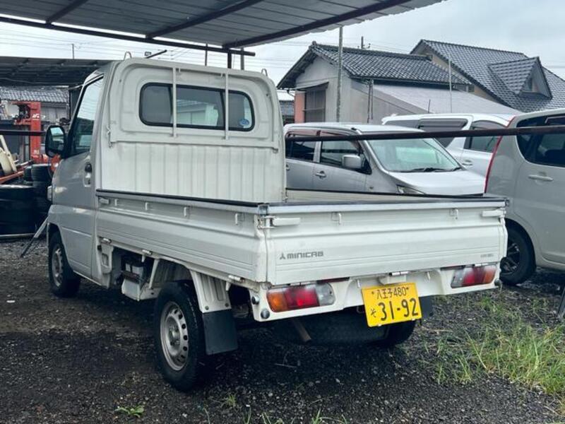 MINICAB TRUCK