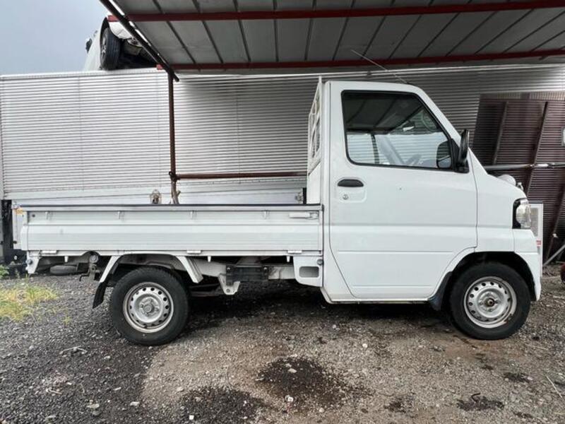 MINICAB TRUCK