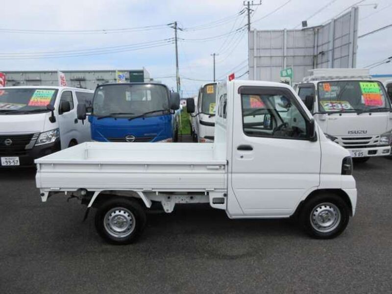 CLIPPER TRUCK