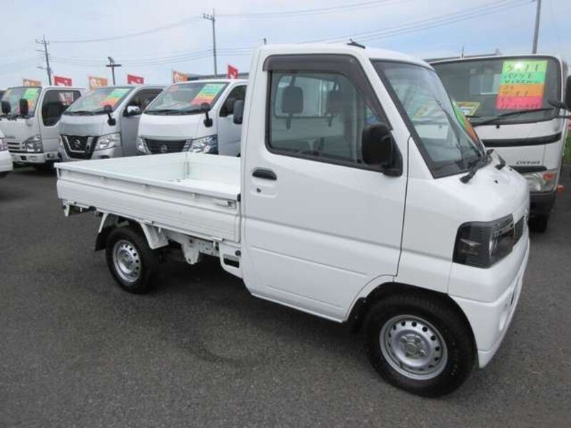 CLIPPER TRUCK