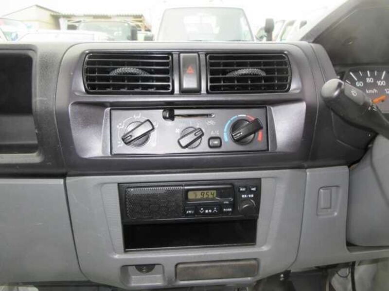 CLIPPER TRUCK