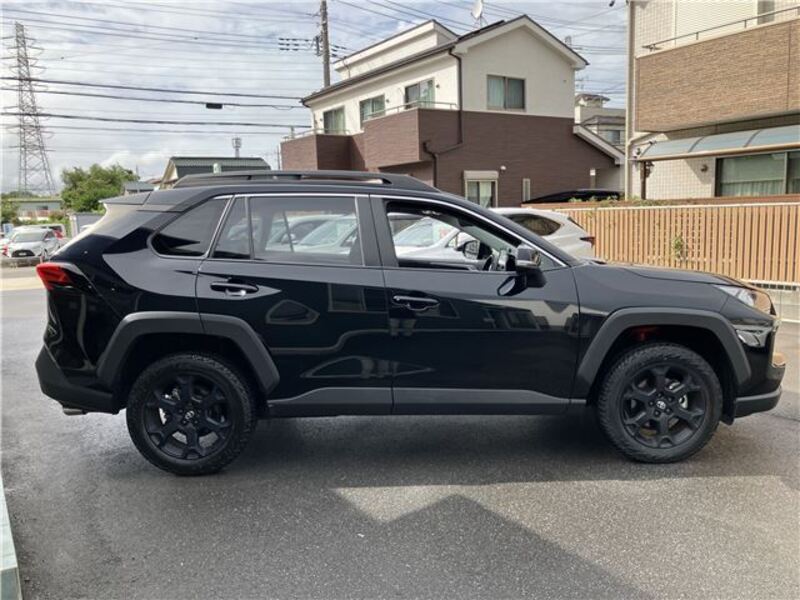 RAV4