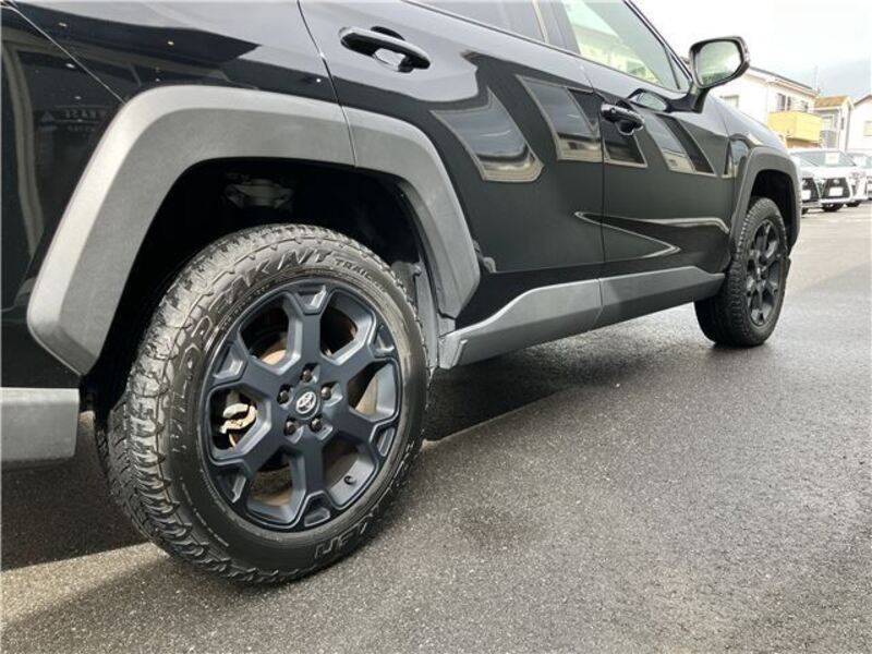 RAV4