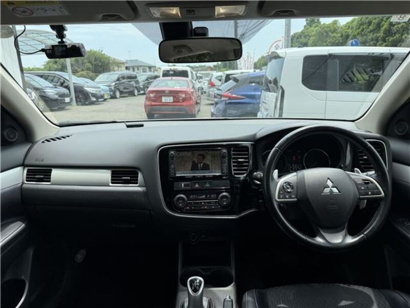 OUTLANDER PHEV