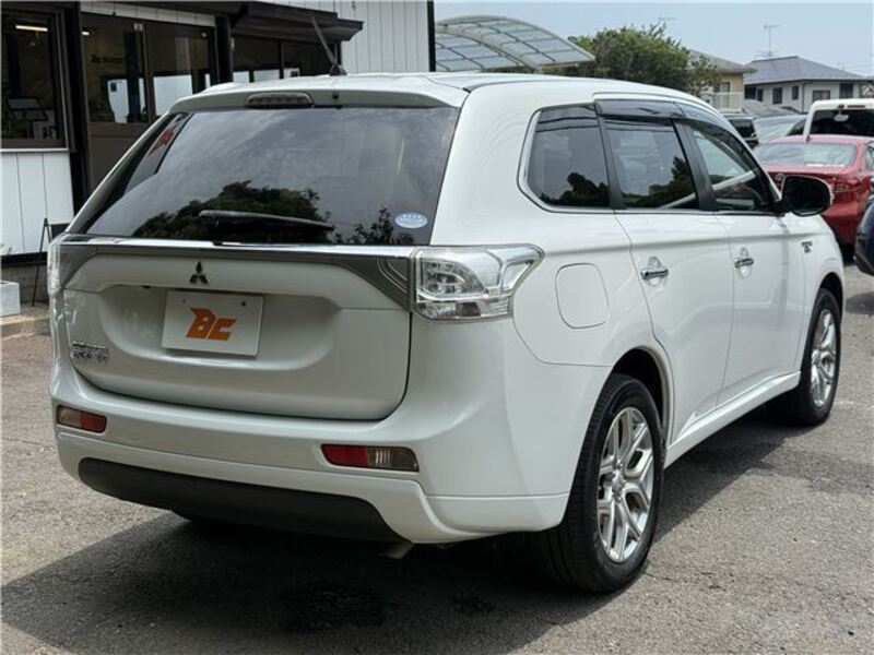 OUTLANDER PHEV