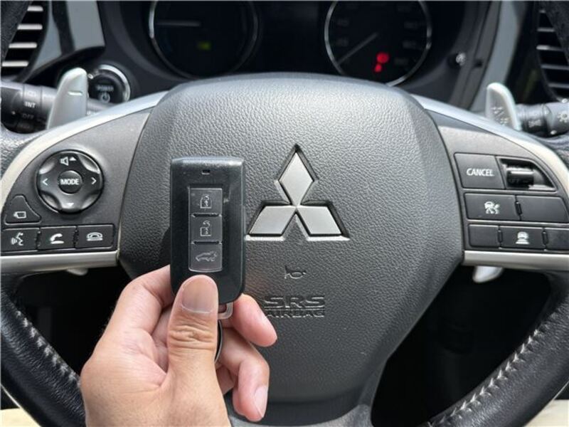 OUTLANDER PHEV