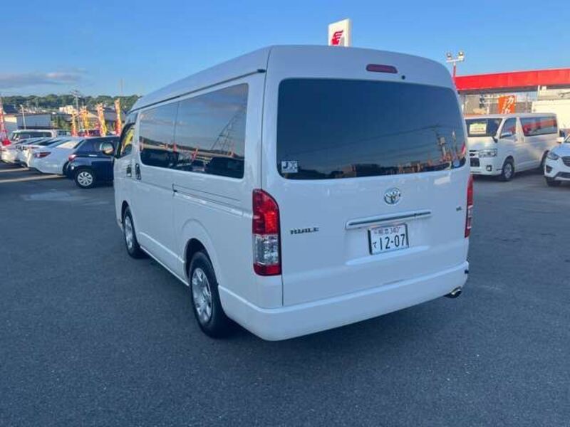 HIACE