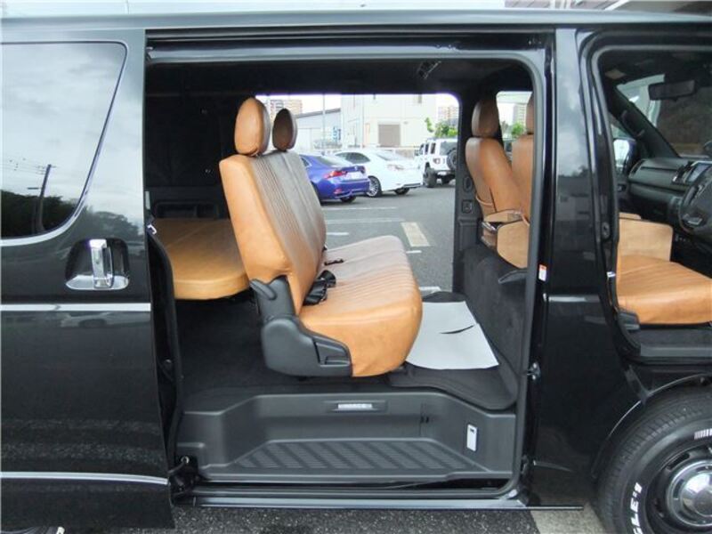 HIACE