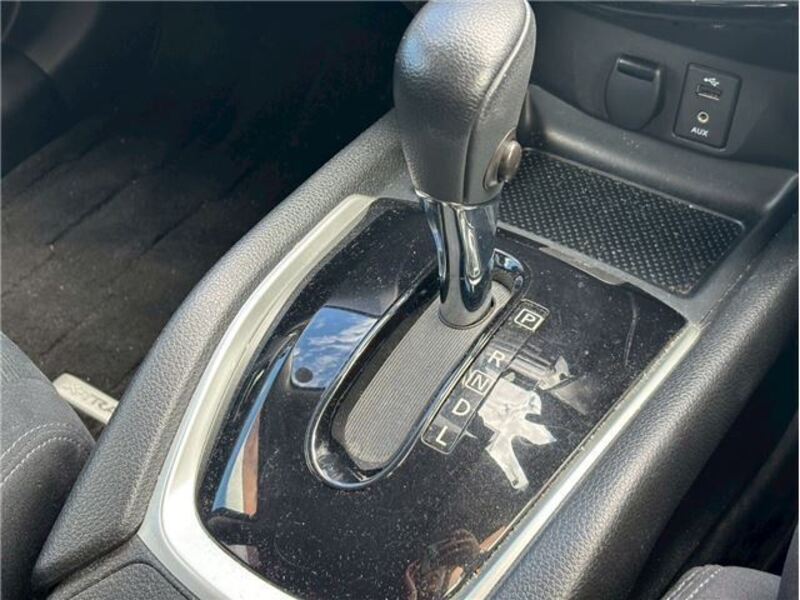 X-TRAIL
