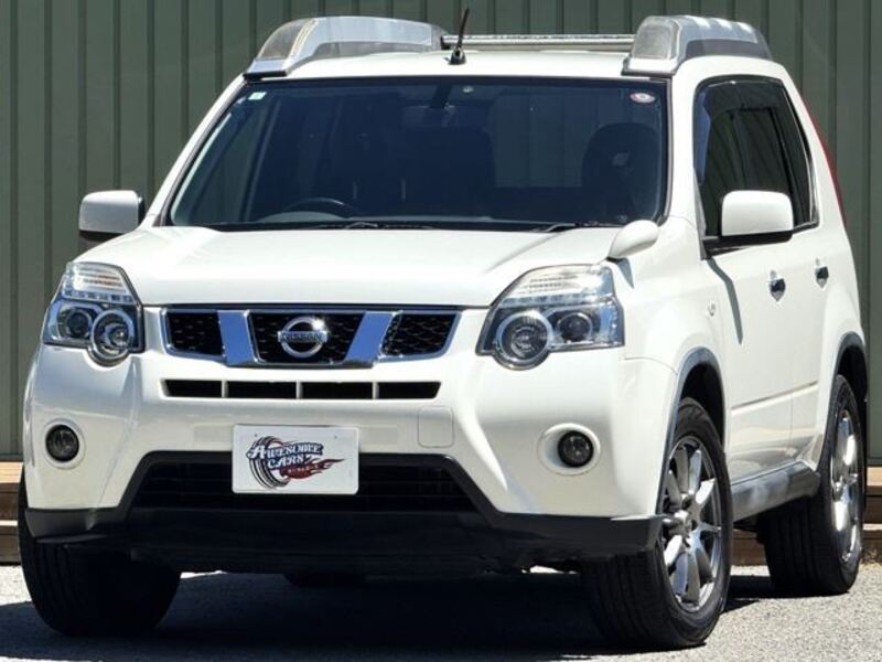 X-TRAIL-0