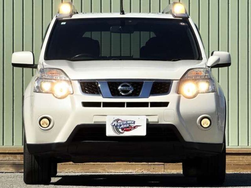 X-TRAIL