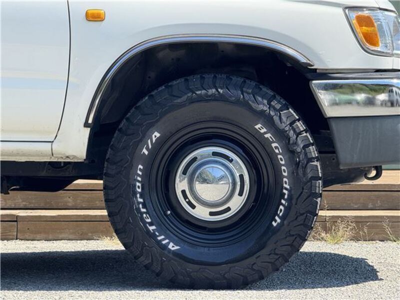 HILUX SURF