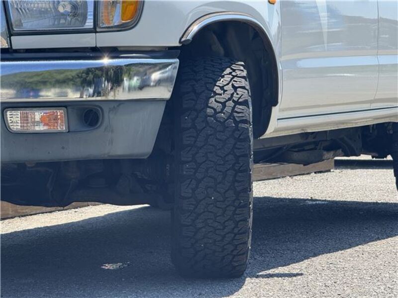 HILUX SURF