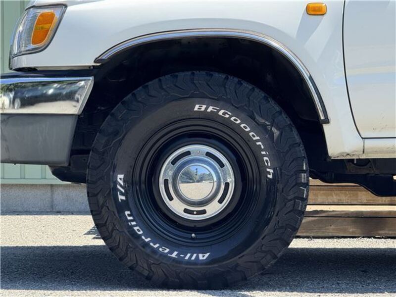 HILUX SURF