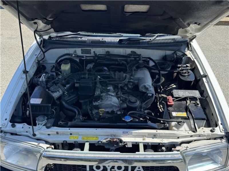 HILUX SURF