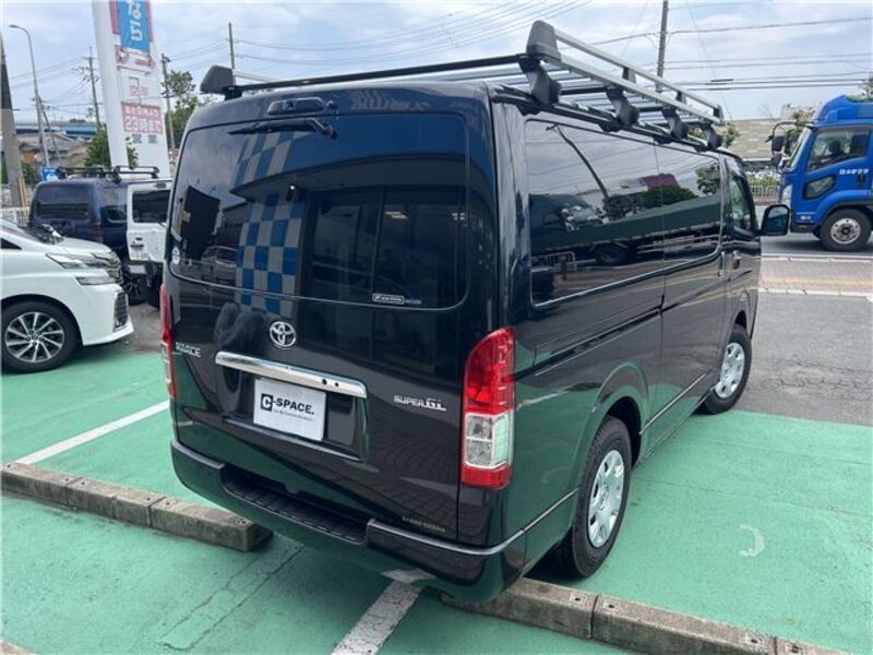 HIACE