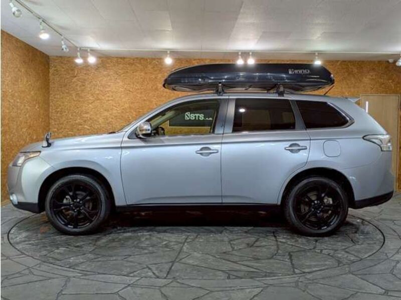 OUTLANDER