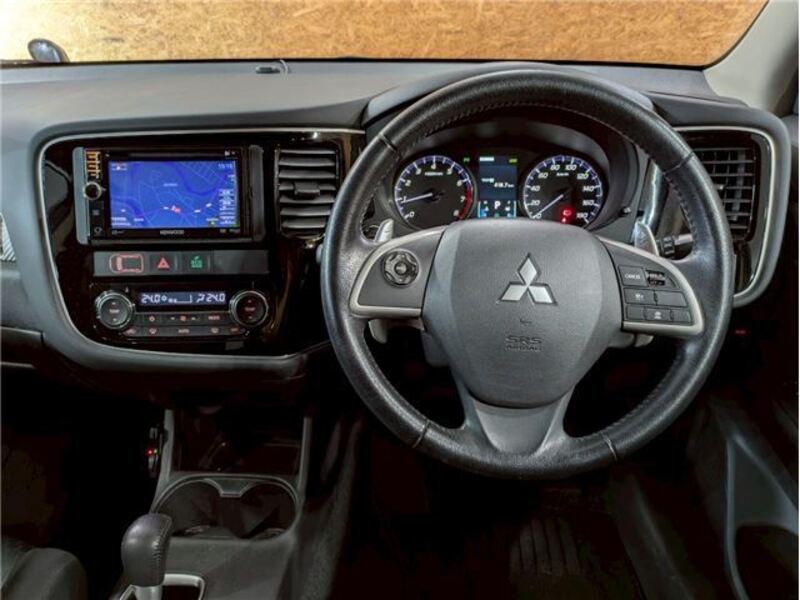 OUTLANDER