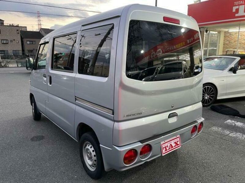 MINICAB VAN