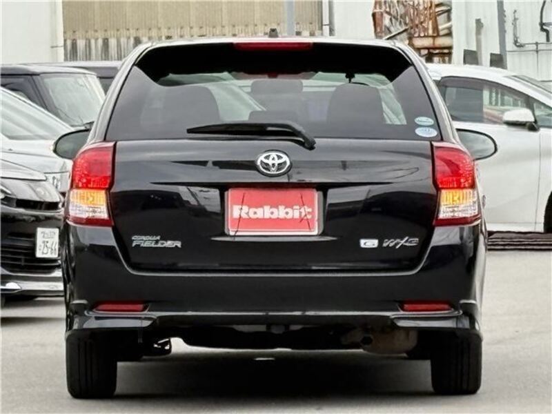 COROLLA FIELDER