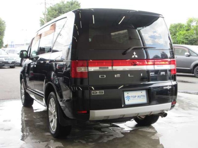 DELICA D5