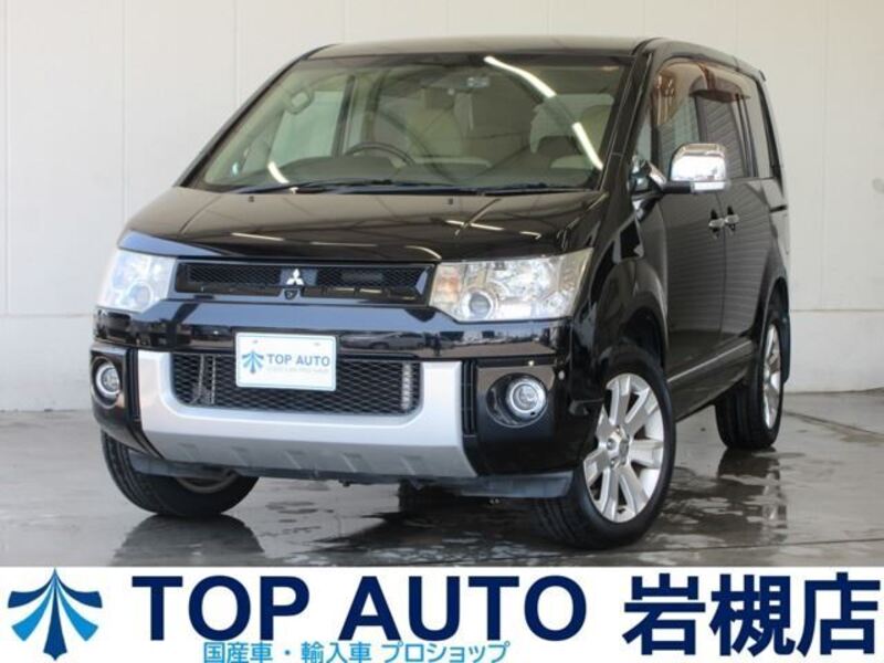 MITSUBISHI DELICA D5