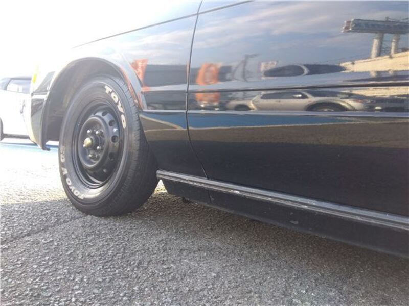CROWN VAN