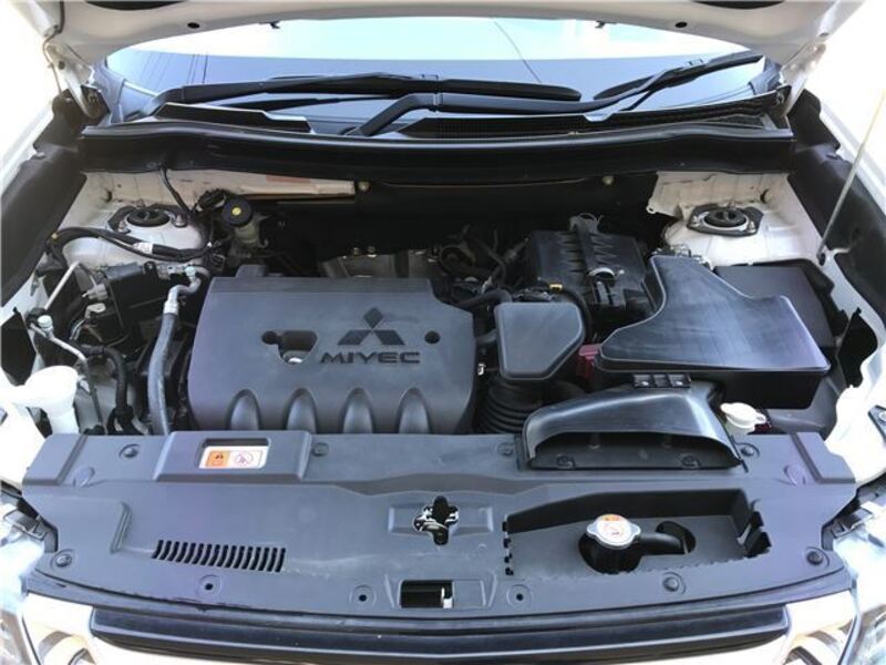 OUTLANDER