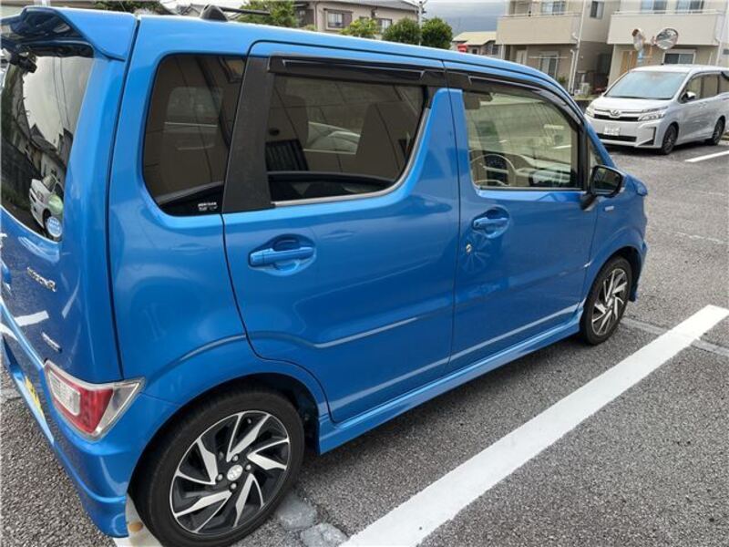 WAGON R