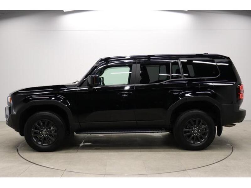 LAND CRUISER 250