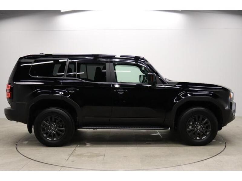 LAND CRUISER 250
