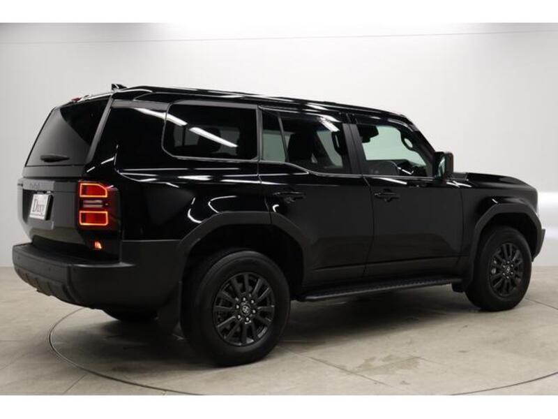 LAND CRUISER 250