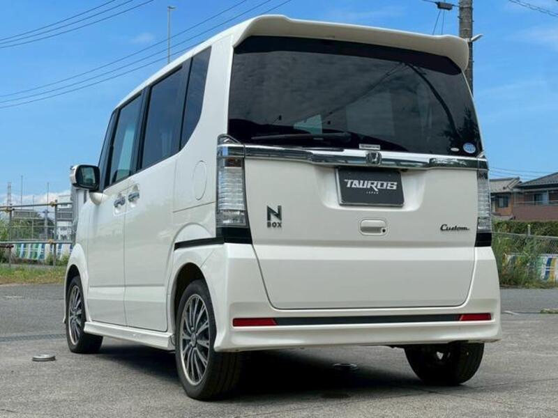 N BOX CUSTOM