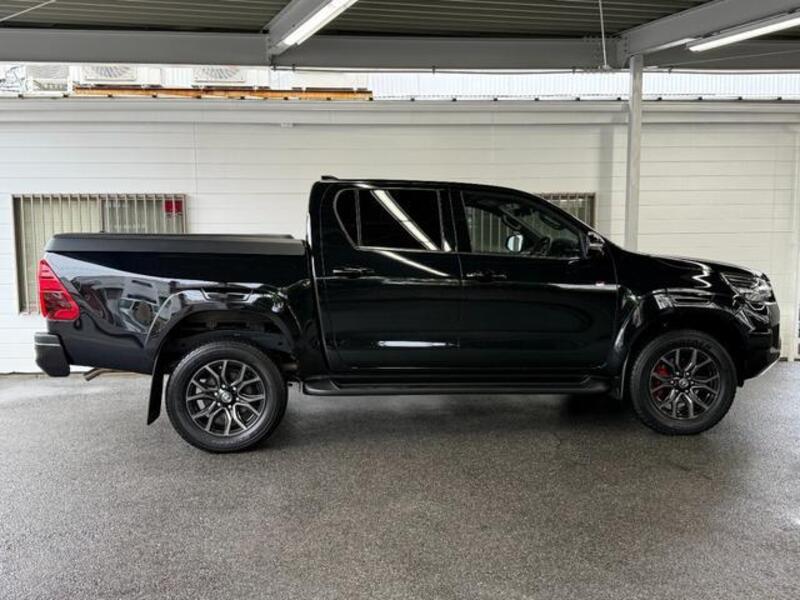 HILUX