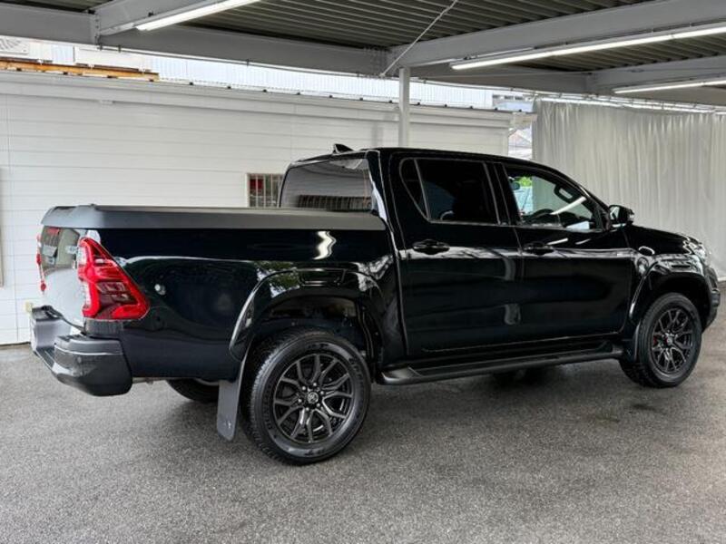 HILUX