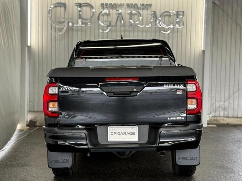 HILUX