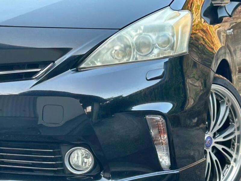 PRIUS ALPHA