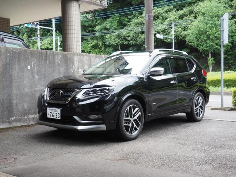 X-TRAIL