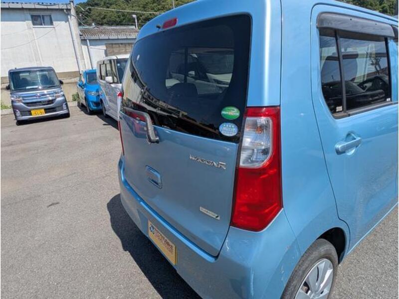 WAGON R