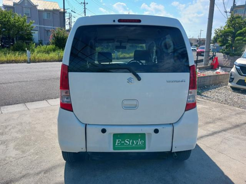 WAGON R