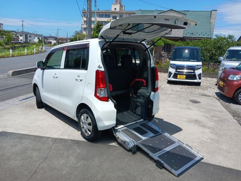 WAGON R