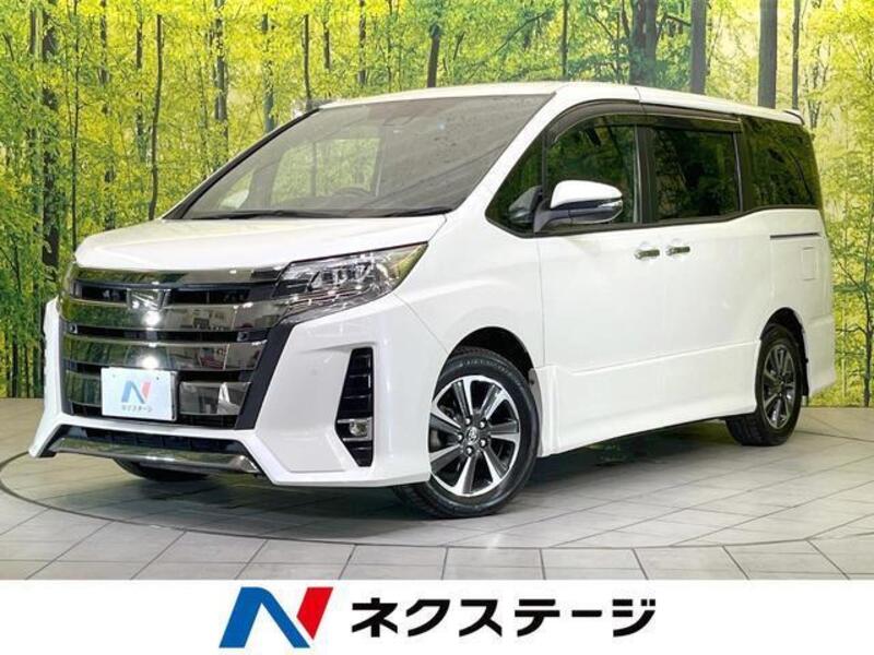 TOYOTA NOAH