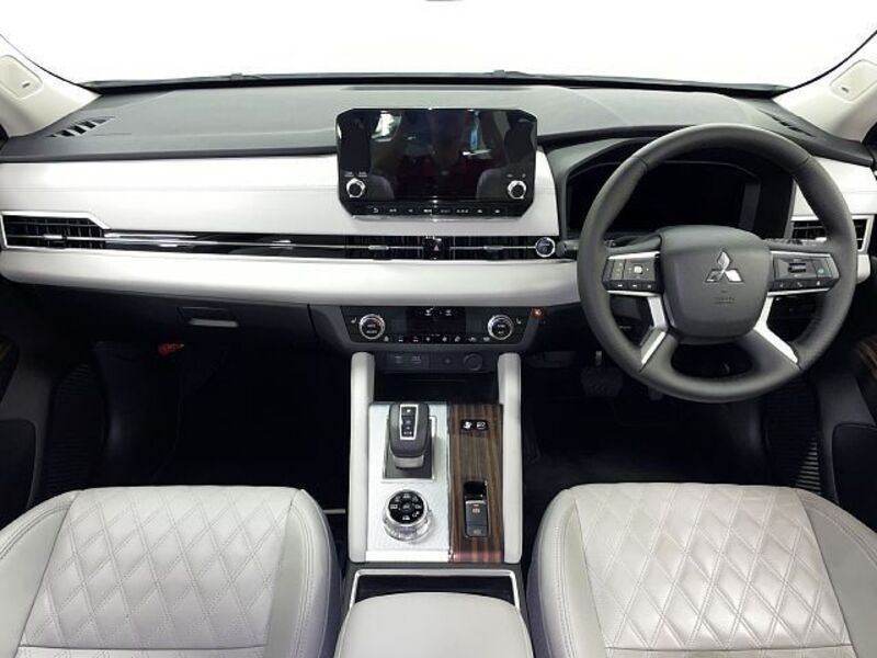 OUTLANDER PHEV