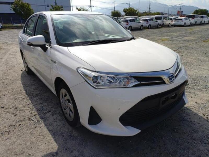 COROLLA AXIO