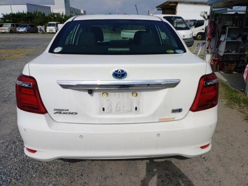 COROLLA AXIO