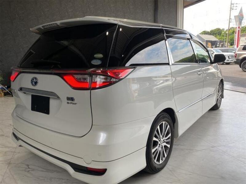 ESTIMA HYBRID