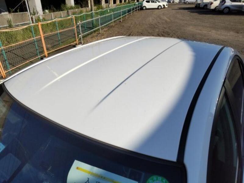 COROLLA AXIO
